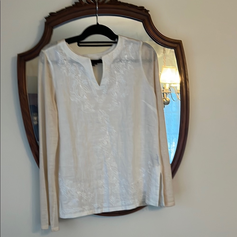 Lauren Ralph Lauren cream Linen Long Sleeve Blouse Split V-Neckline Large EUC
